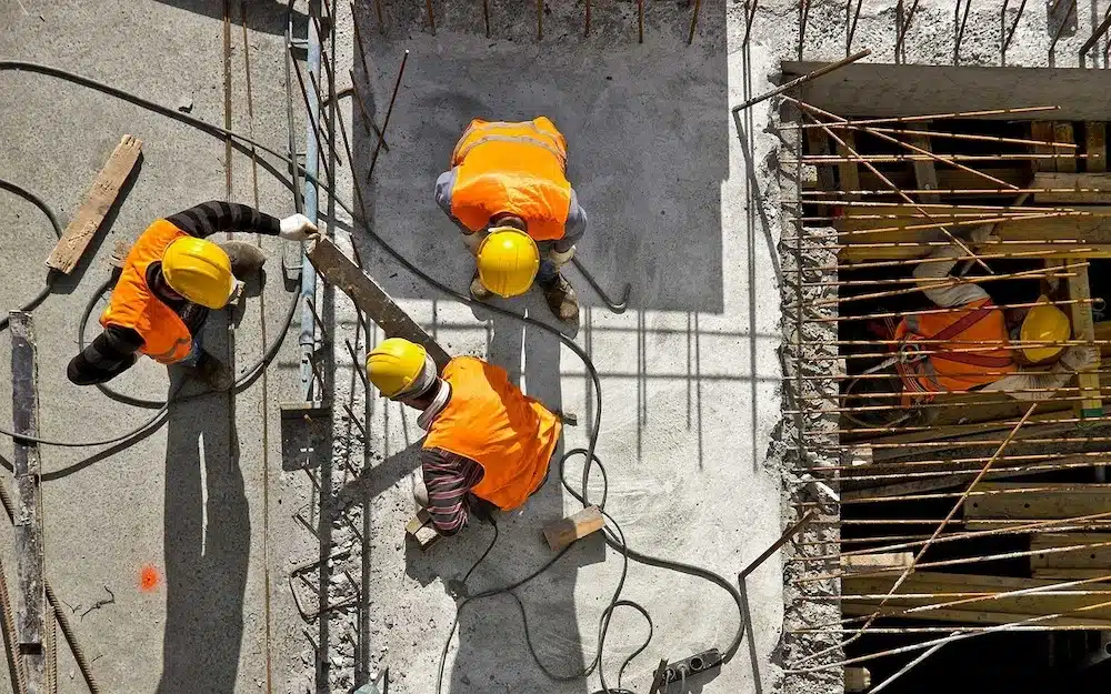 Mise en place de règles de sécurité sur un chantier en hauteur