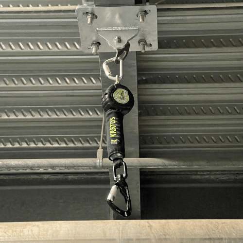 Point d'ancrage sur charpente industrie