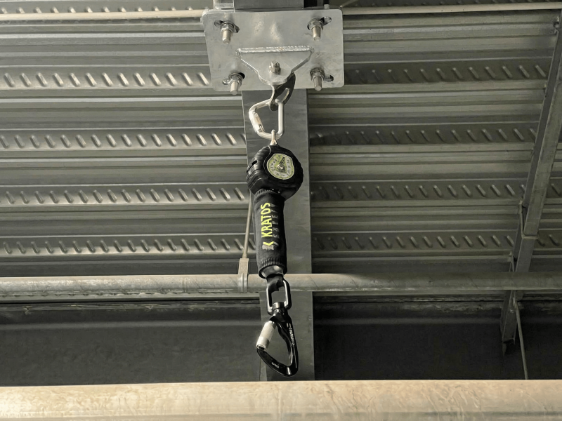 Point d'ancrage sur charpente industrie