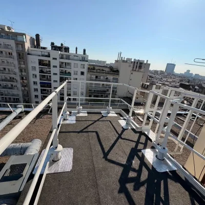 Chantier ESSET pose garde-corps
