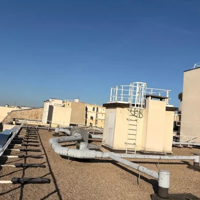 Installation garde-corps et échelle chantier ESSET